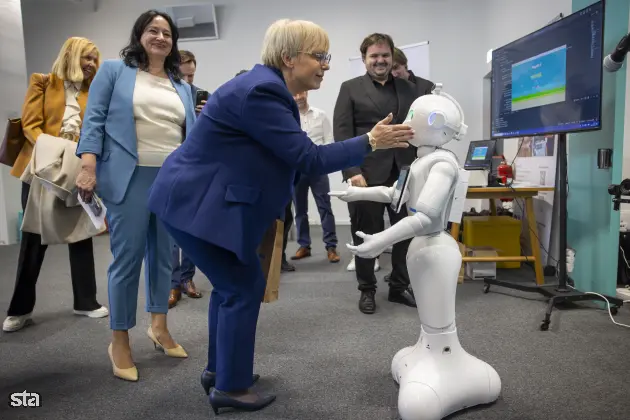Celje, Tehno park Celje. Festival robotike in umetne inteligence, ki se ga je udeležila tudi predsednica republike Nataša Pirc Musar. Foto: Bor Slana/STA